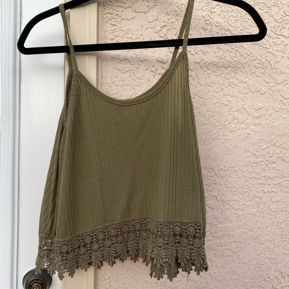 Forever 21 tank - Picture 2 of 3